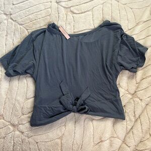 VS Tie Back Cropped Shirt